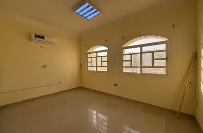 شقة - غرفة نوم - 1 حمام للايجار في سلاطة الجديدة - سلاطة - الدوحة