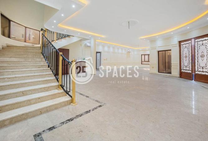 972632 - Property Image 2