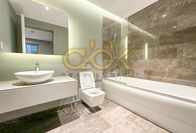 963807 - Property Image 3