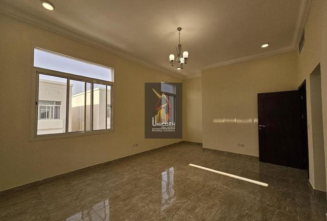 967986 - Property Image 3