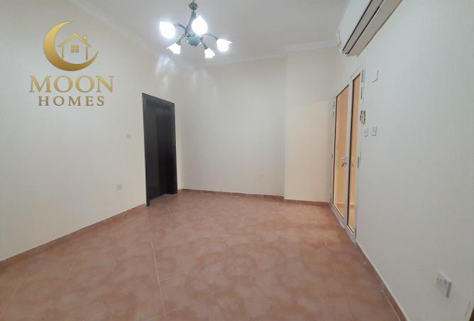 978123 - Property Image 3