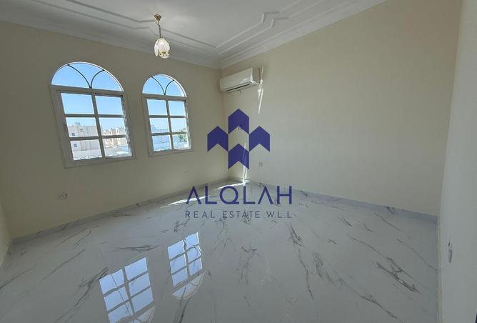 966906 - Property Image 2