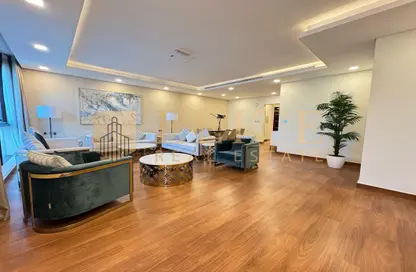Apartment - 3 Bedrooms - 3 Bathrooms for rent in Giardino Apartments - The Pearl Island - Doha