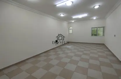 Apartment - 3 Bedrooms - 3 Bathrooms for rent in Anas Street - Fereej Bin Mahmoud North - Fereej Bin Mahmoud - Doha