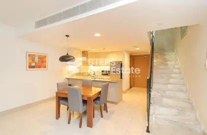 Apartment - 1 Bedroom - 2 Bathrooms for rent in Viva West - Viva Bahriyah - The Pearl Island - Doha