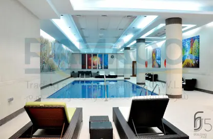 صورة لـ حوض سباحة شقة - 2 غرف نوم - 2 حمامات للايجار في C-Ring - الدوحة ، صورة رقم 1