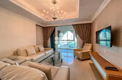 صورة لـ غرفة المعيشة شقة - 2 غرف نوم - 3 حمامات للايجار في فيفا غرب - فيفا بحرية - جزيرة اللؤلؤة - الدوحة ، صورة رقم 1