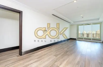 Apartment - 1 Bedroom - 2 Bathrooms for rent in Viva West - Viva Bahriyah - The Pearl Island - Doha