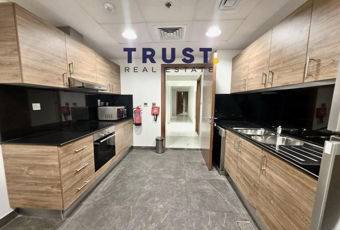 966496 - Property Image 3