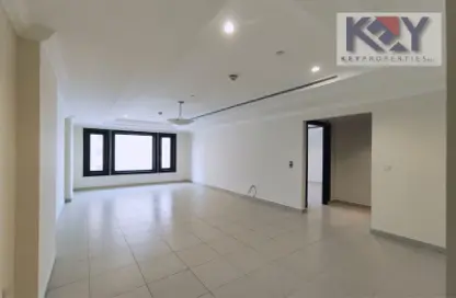 Apartment - 1 Bedroom - 2 Bathrooms for rent in The Pearl Island - Doha