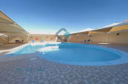 Pool image for: Villa - 4 Bedrooms - 4 Bathrooms for rent in Street 871 - Al Duhail South - Al Duhail - Doha, Image 1