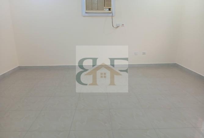 953473 - Property Image 2