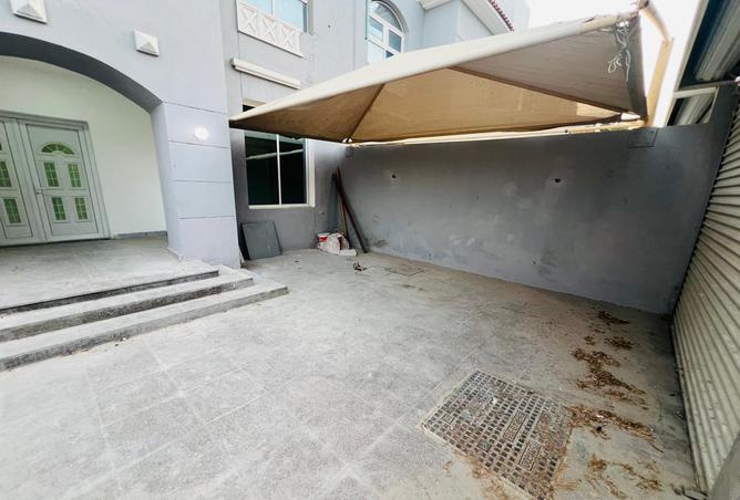 988106 - Property Image 3