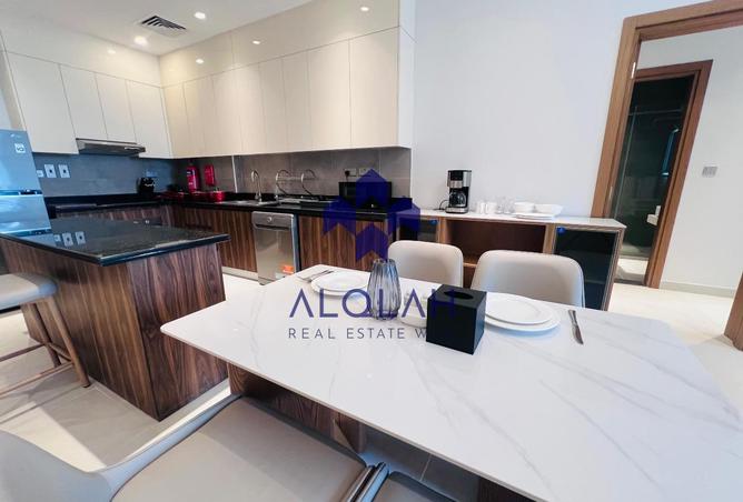 952543 - Property Image 2