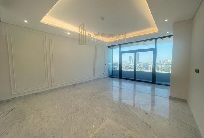 957592 - Property Image 3