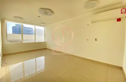 Apartment - 2 Bedrooms - 2 Bathrooms for rent in Najma 28 - Ibn Dirhem Street - Najma - Doha