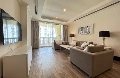 Apartment - 1 Bedroom - 2 Bathrooms for rent in Viva East - Viva Bahriyah - The Pearl Island - Doha