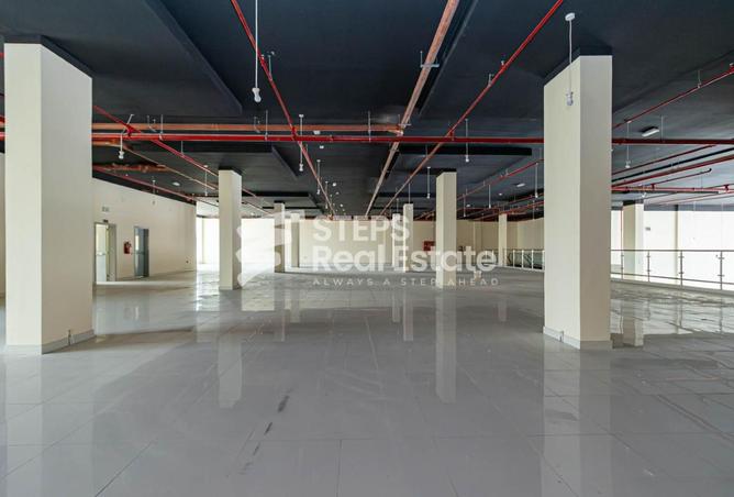 944093 - Property Image 2