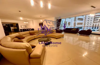 Apartment - 2 Bedrooms - 3 Bathrooms for rent in West Bay Tower - West Bay - West Bay - Doha