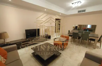 Apartment - 3 Bedrooms - 3 Bathrooms for rent in Anas Street - Fereej Bin Mahmoud North - Fereej Bin Mahmoud - Doha