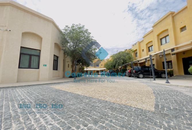 941404 - Property Image 2