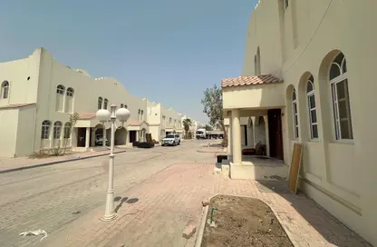 Compound - 5 Bedrooms - 4 Bathrooms for rent in Al Thumama - Al Thumama - Doha