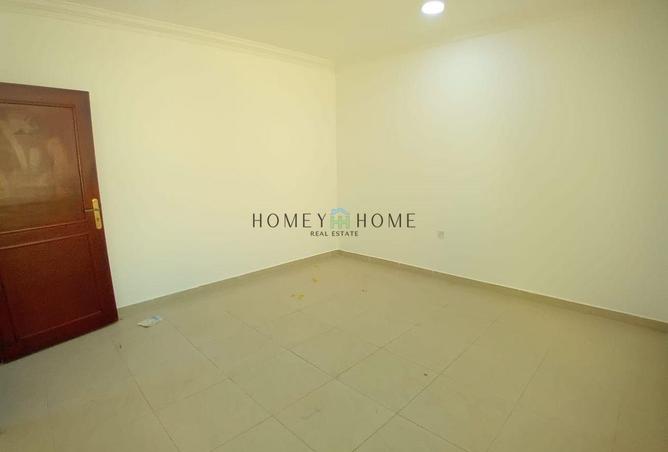 1004483 - Property Image 2