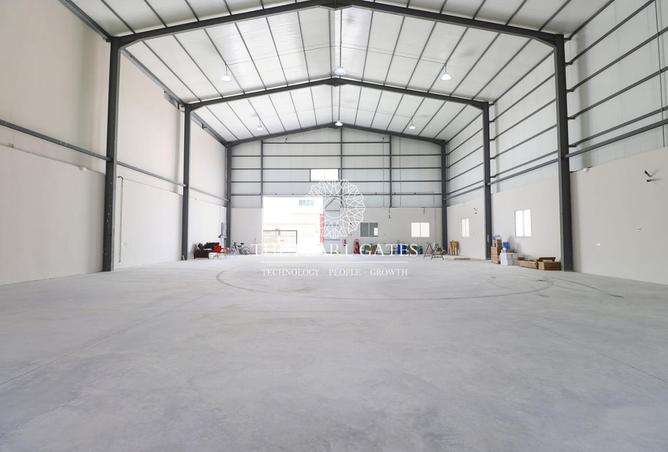 980657 - Property Image 2