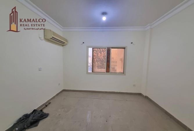 932841 - Property Image 3