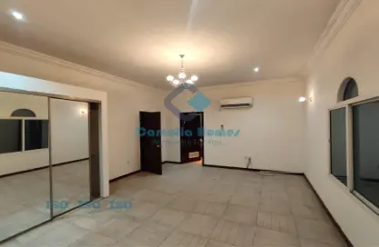 Empty Room image for: Compound - 3 Bedrooms - 4 Bathrooms for rent in Al Maamoura - Al Maamoura - Doha, Image 1