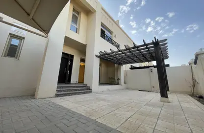 صورة لـ تراس فيلا - 4 غرف نوم - 4 حمامات للايجار في طريق مسيمير - أبو هامور - الدوحة ، صورة رقم 1