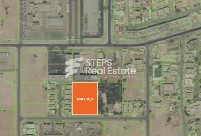 956862 - Property Main Image