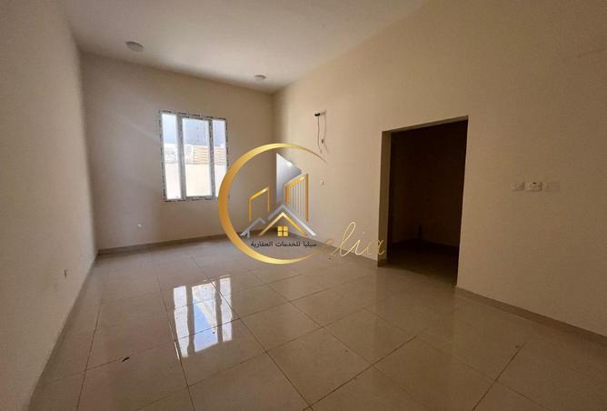 958374 - Property Image 3