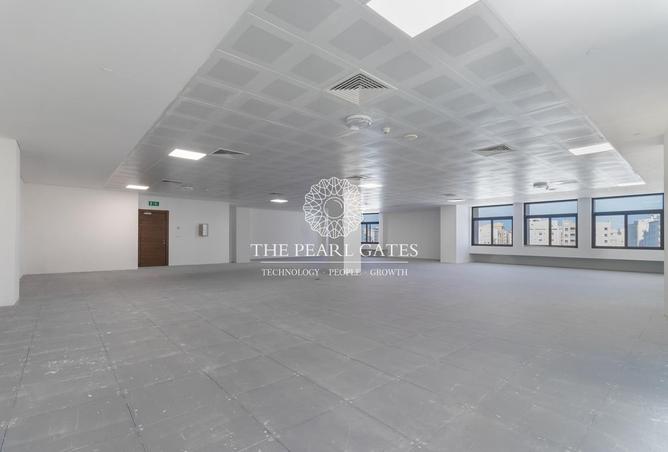 947562 - Property Image 2