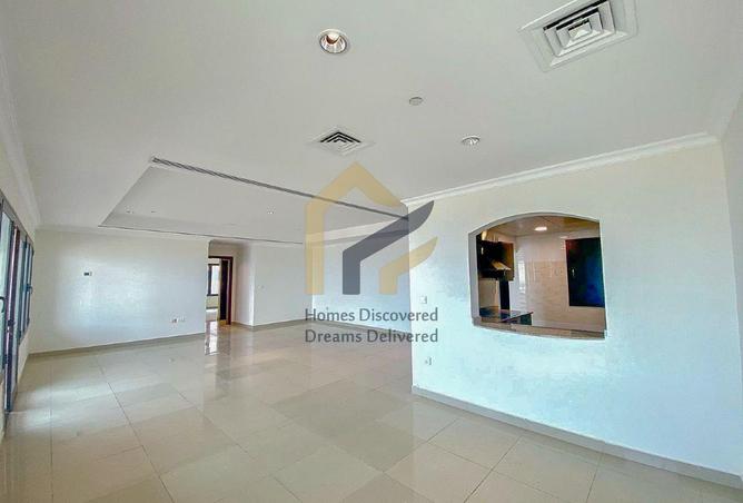 940151 - Property Image 2