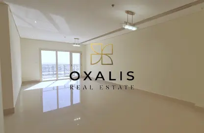 Apartment - 2 Bedrooms - 3 Bathrooms for rent in Marina Tower 02 - Marina District - Lusail
