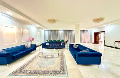 Villa - 5 Bedrooms for rent in North Gate - West Bay Lagoon - Doha