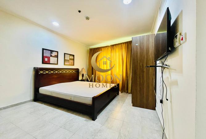 974054 - Property Image 2