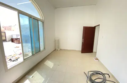 Apartment - 1 Bedroom - 1 Bathroom for rent in Ain Khaled Villas - Ain Khaled - Doha