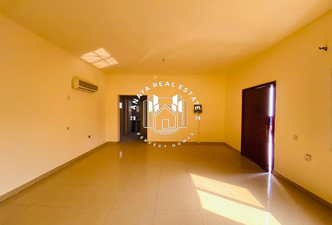 966584 - Property Image 2