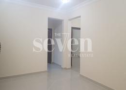 Apartment - 2 bedrooms - 1 bathroom for rent in Tadmur Street - Old Airport Road - Doha