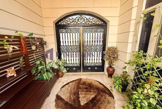 972100 - Property Image 2