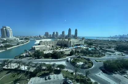 Apartment - 3 Bedrooms - 4 Bathrooms for rent in Zig Zag Tower A - Zig Zag Towers - West Bay - Doha