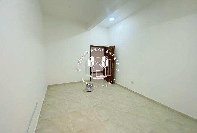 1000198 - Property Image 3