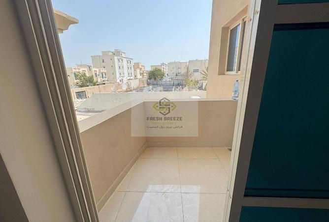 908259 - Property Image 3