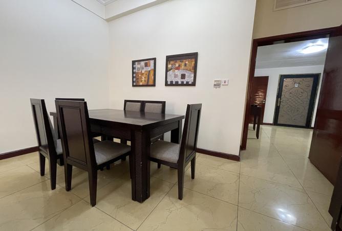 970633 - Property Image 2