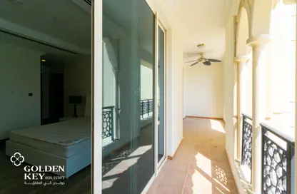 Apartment - 2 Bedrooms - 3 Bathrooms for rent in Viva East - Viva Bahriyah - The Pearl Island - Doha