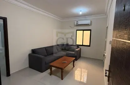 شقة - غرفة نوم - 1 حمام للايجار في شقق مساكن المطار القديم - طريق المطار القديم - الدوحة