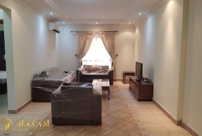 942245 - Property Main Image