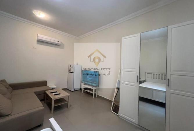 928871 - Property Image 2